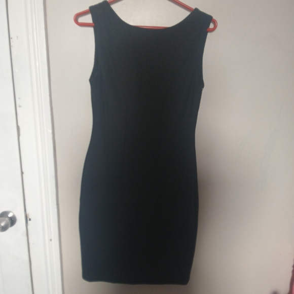 Obakki Dresses & Skirts - Obakki Canada Wool Black Sleeveless Bodycon Dress